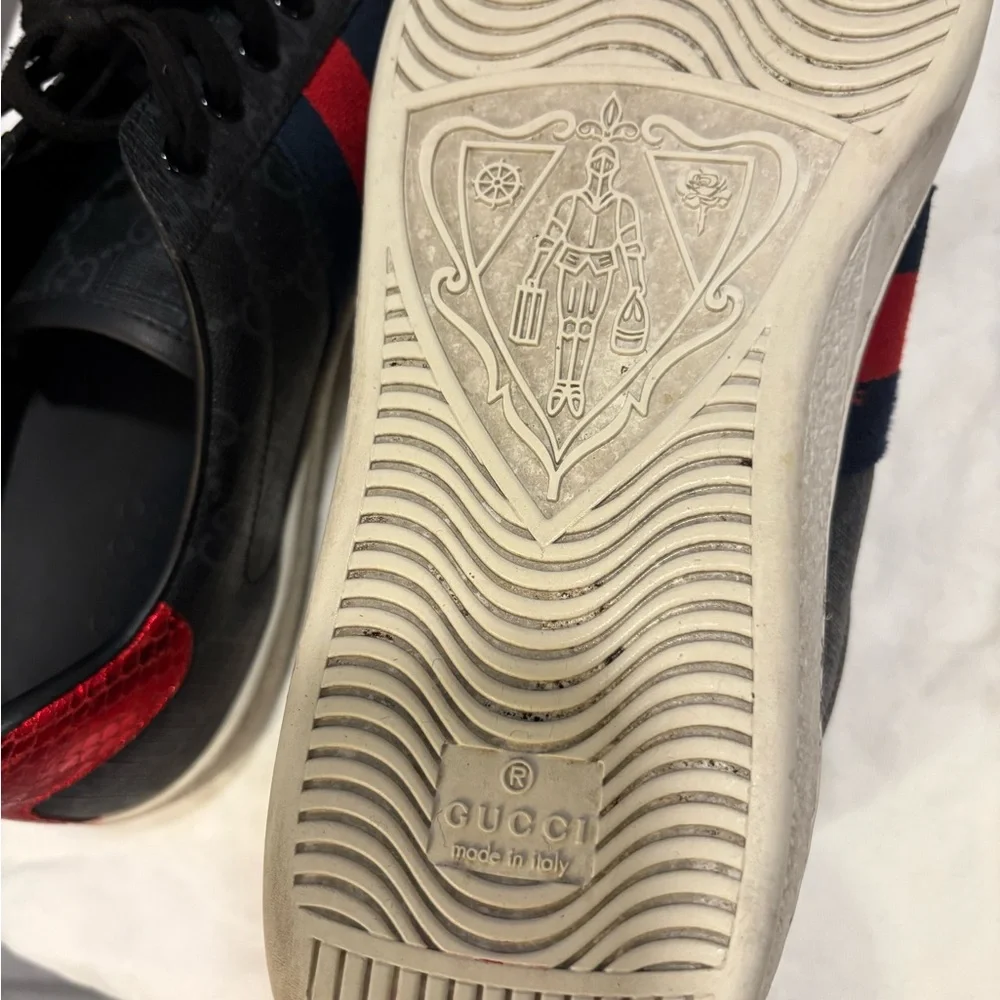 Gucci Ace GG Supreme Men’s Sneakers Black Red Blue Size 9.5